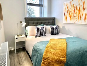3 chambres, fer et planche à repasser, Wi-Fi gratuit