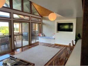 Interior - Luxury Angourie Villa! Dream location, WiFi, +++ (Clarence Valley)