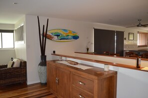Interior - 'SEASIDE RETREAT' beach & nature at your doorstep (Wooli)