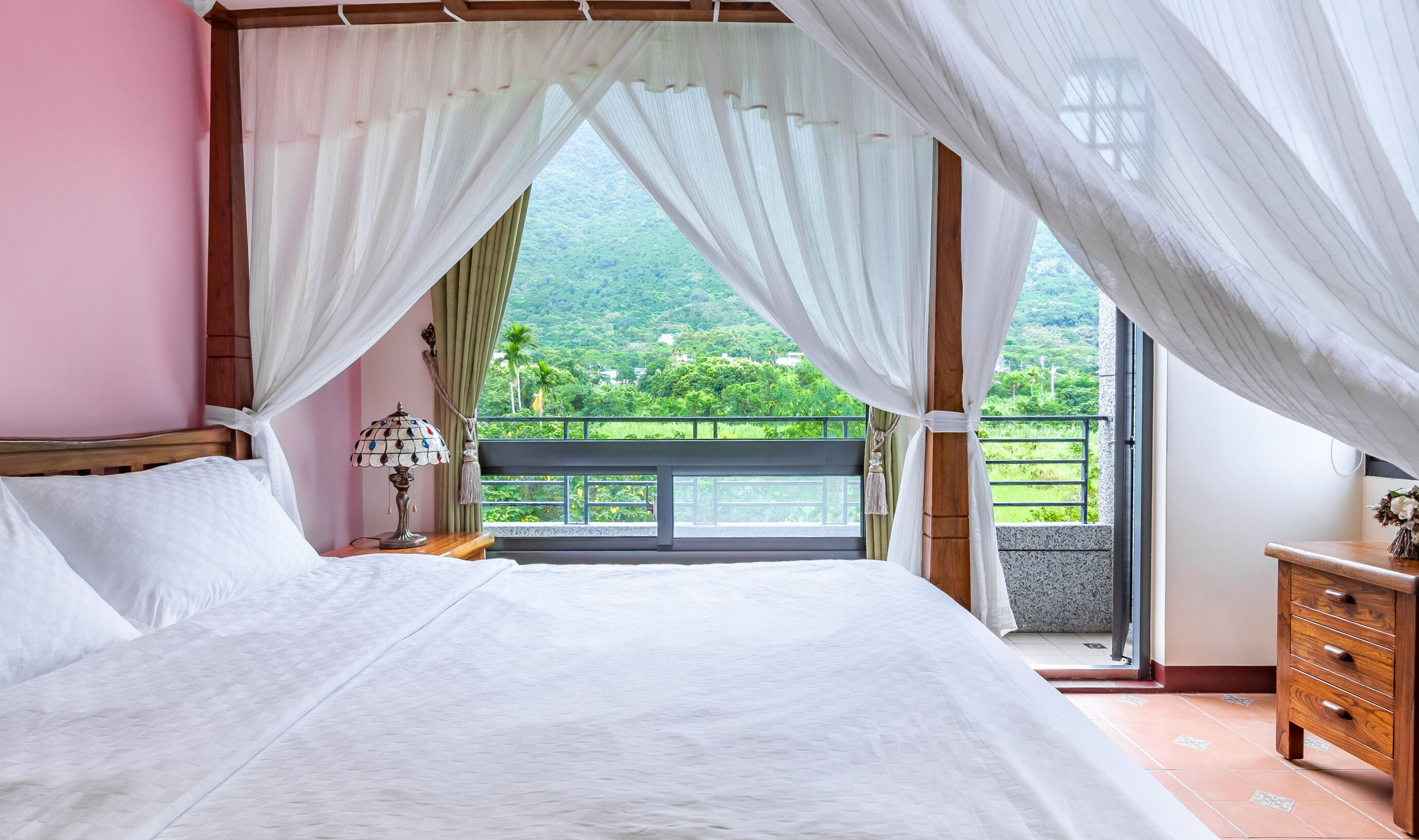 Double Room, 1 Double Bed, Bathtub, Mountain View | View from room