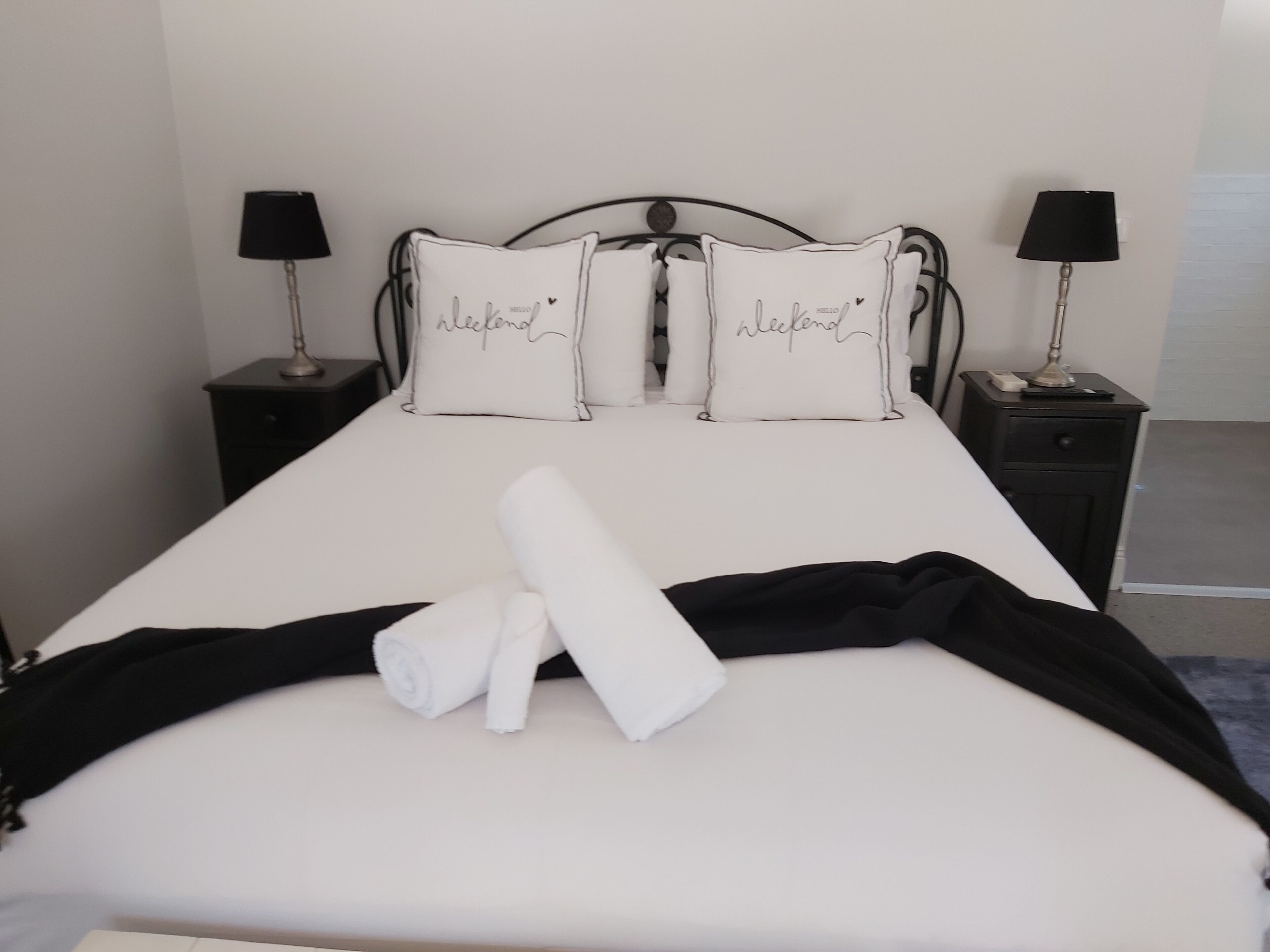 French Farmhouse Studio Villa in Pokolbin!