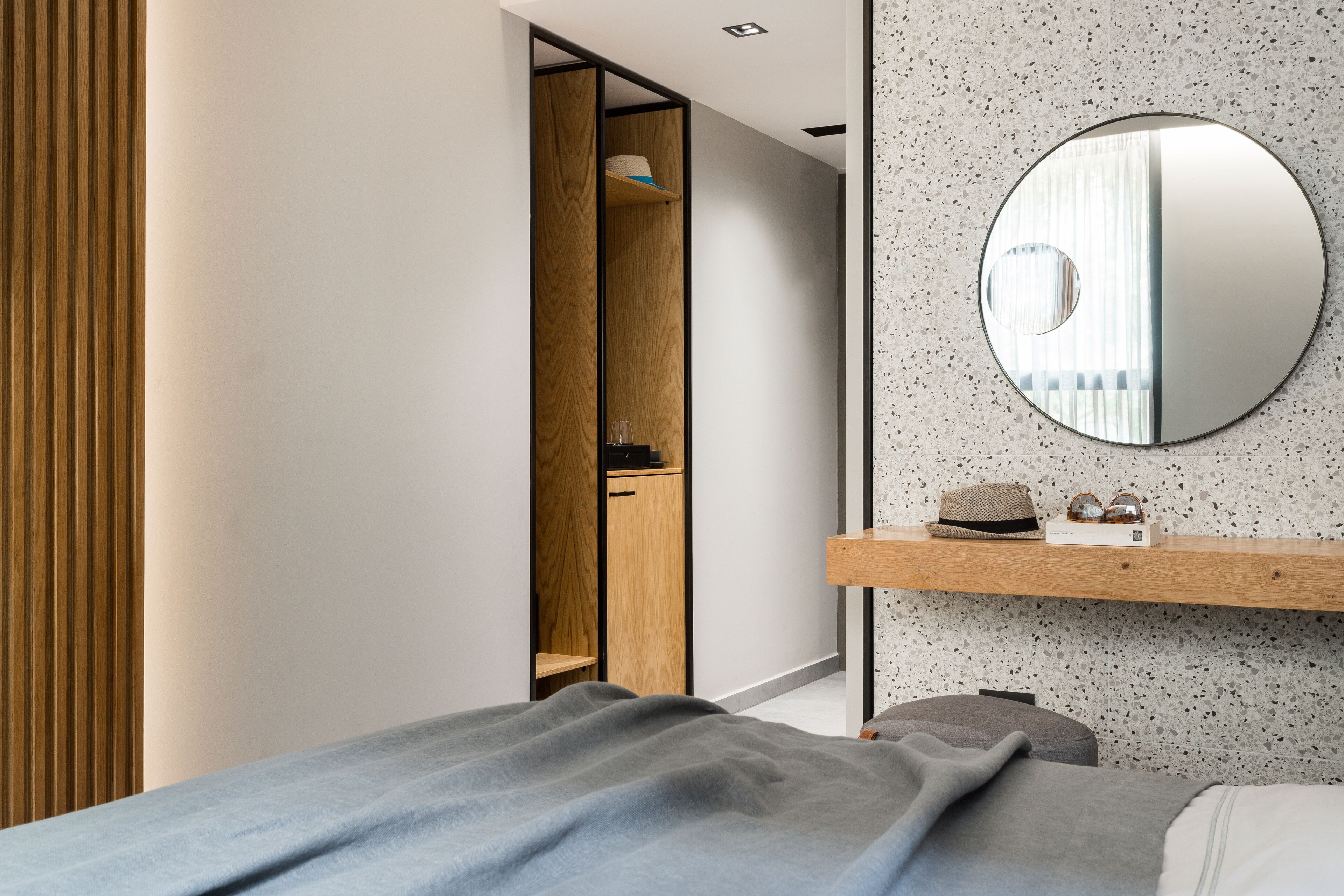 deluxe double or twin room, 1 queen bed | 1 bedroom, egyptian cotton sheets, premium bedding, pillow-top beds