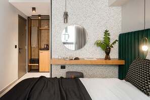 Deluxe Double or Twin Room, 1 Queen Bed | Egyptian cotton sheets, premium bedding, pillowtop beds, minibar - 11 Enteka Acropolis Suites (Athens)