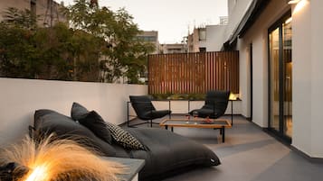 Habitación doble Deluxe | Terraza o patio