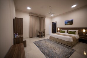 Deluxe Apartment | 2 bedrooms, premium bedding, individually decorated