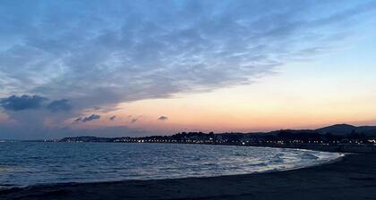 Nice apartment on the beach of Comarruga near Barcelona and Tarragona