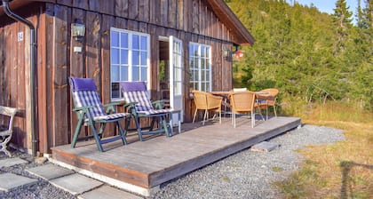 Stunning home in Etnedal with kitchen