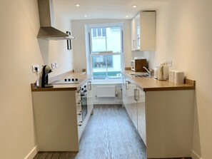 Apartment | 1 Schlafzimmer, Bügeleisen/Bügelbrett, kostenloses WLAN, Bettwäsche