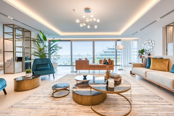 Interior detail - Ultra Luxurious 4 Bed Apartment (Dubai)