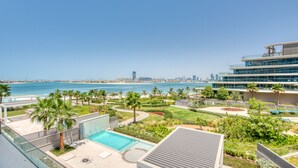 Luxury Apartment | Balcony view - Ultra Luxurious 4 Bed Apartment (Dubai)