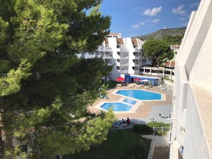 Outdoor pool - With WLAN, right on the beach with a view of the harbor (Alcocéber)