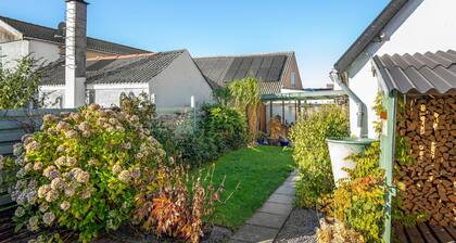 2 bedroom cozy home in Rønne