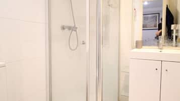 Hair dryer, towels