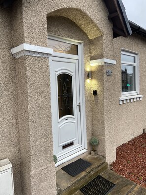 Cottage | Exterior - Cosy Beautiful Cottage in the West Side of Glasgow (Glasgow)