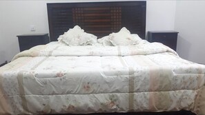 Chambre Deluxe double | 1 chambre, fer et planche à repasser, accès au Wi-Fi (inclus)