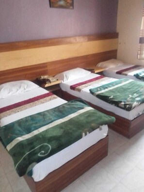Standard Triple Room | Free WiFi - Springfield Guest House (Rawalakot)