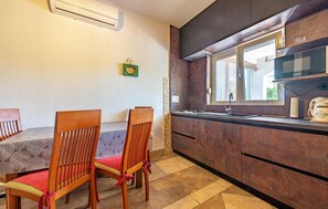 Kühlschrank, Herdplatte