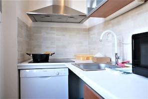 Standard Apartment, 1 Bedroom | Private kitchen - Wine Apartments Florence Morellino (Florence)