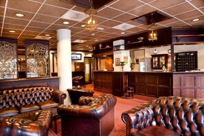 Bar (on property) - Chesterfield Hotel (Trondheim)