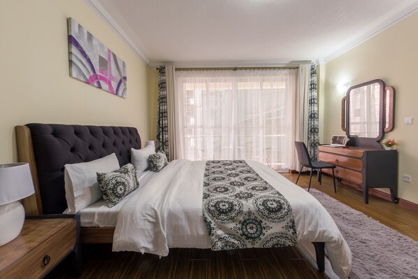 Luxury Room, 1 Bedroom, Non Smoking, Ensuite | Iron/ironing board, free WiFi - Retreat at Brooks (Nairobi)