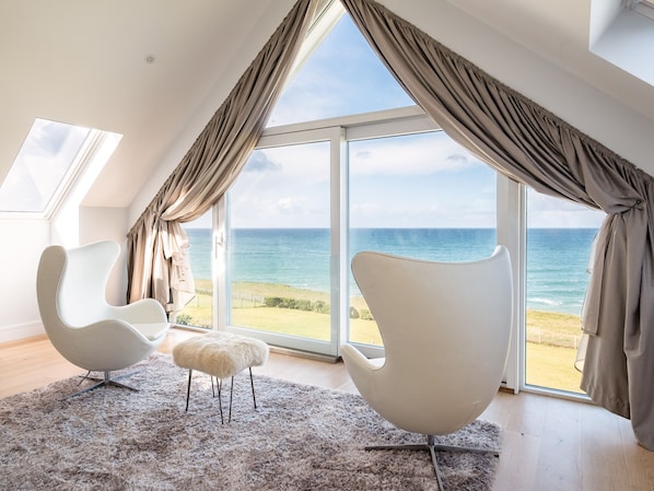 Cottage | Individually decorated, individually furnished, free WiFi