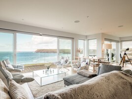 Cottage | Living room