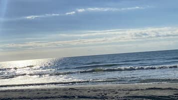 Una playa cerca