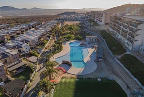 Exterior - 3 BR Luxury Penthouse w/ Ocean View @ Ventanas ! (Cabo San Lucas)