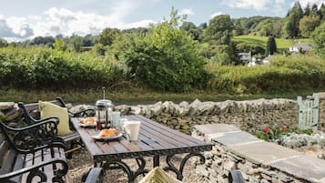 Casa de campo | Opções para refeição ao ar livre