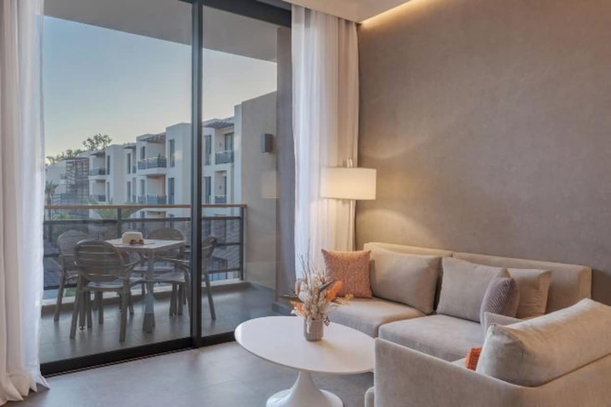 CR7 Suite Avenue