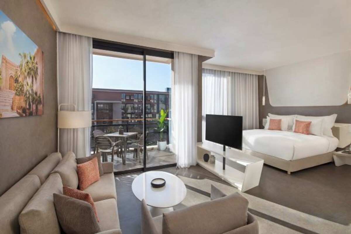 CR7 Junior Suite Avenue