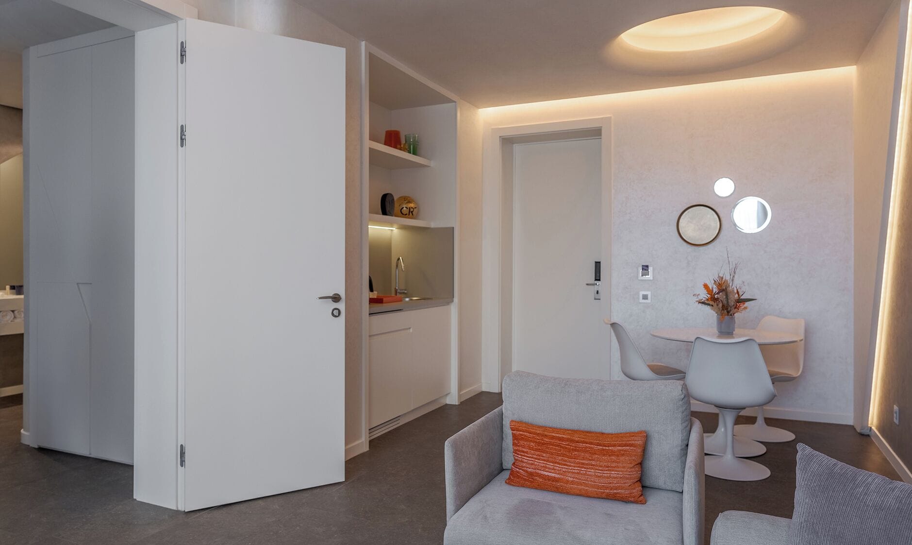 CR7 Suite | 1 bedroom, minibar, desk, individually decorated