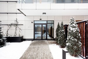 Front of property - Apartment Szamocka Warsaw by Renters (Warsaw)