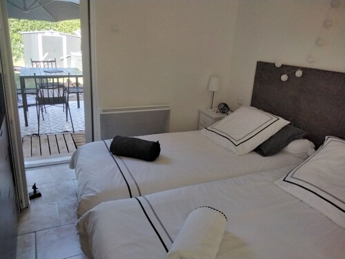 Gite for 2 people near MACON in BURGUNDY.