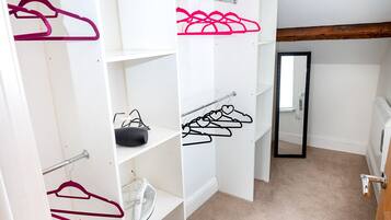 Walk-in Wardrobe