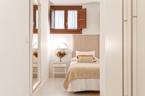 2 chambres, fer et planche à repasser, Wi-Fi, literie fournie