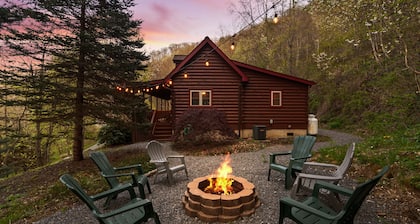 Long Mtn. Views - Covered Porch - Rockers - Fire Pit - Gated - Clean - 5 Stars!