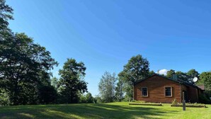 Unclassified image, 3 of 8, button - Windham/Hunter Modern Mountain Cabin on 22 acres (Prattsville)