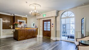 Reception - The Grosvenor Hotel (Stratford-upon-Avon)