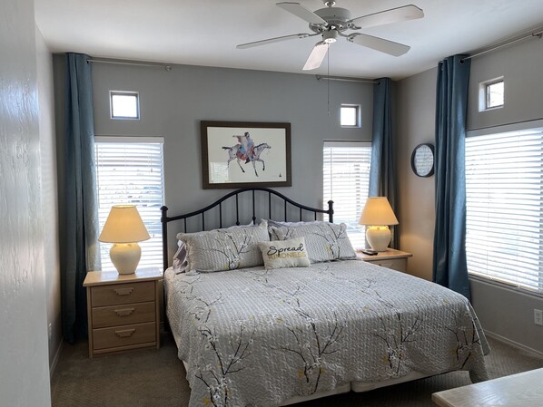 2 Schlafzimmer, Bügeleisen/Bügelbrett, Reisekinderbett, kostenloses WLAN