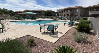 Relax in this Beautiful Oro Valley Condo - Right Next to the Pool!