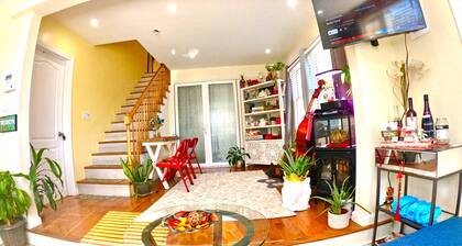 3 Br Apt Private, COZY 1 King Bed, 2 Queen Bed, PetPal