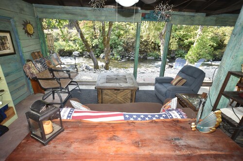 ❤Riverfront Paradise - Butterfly Ranch on the River❤