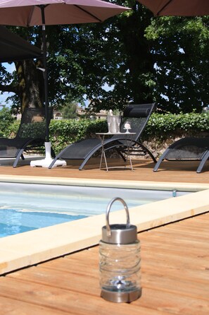 Outdoor pool - Large charming country house, garden, swimming pool, ⭐️⭐️⭐️⭐️ (Morizès)