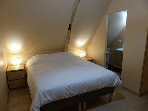 4 bedrooms, iron/ironing board, free WiFi - Gîte du Domaine de Grosmesnil (Cottévrard)