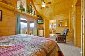 3 Schlafzimmer, Schreibtisch, Bügeleisen/Bügelbrett, kostenloses WLAN