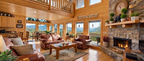 Älytelevisio, takka, työhuone