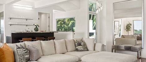 Smart TV, fireplace, offices