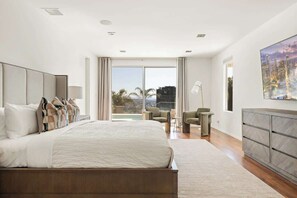 5 bedrooms, iron/ironing board, travel cot, free WiFi - Villa Lareira (Los Angeles)