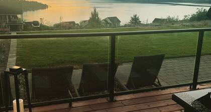 Belle Vue Cottage - Lake & Vineyard Views at La Casa Resort - Sleeps 6